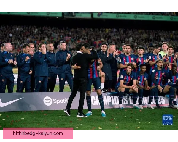 巴萨女足在西甲联赛中持续保持强势表现，展现出耀眼实力。