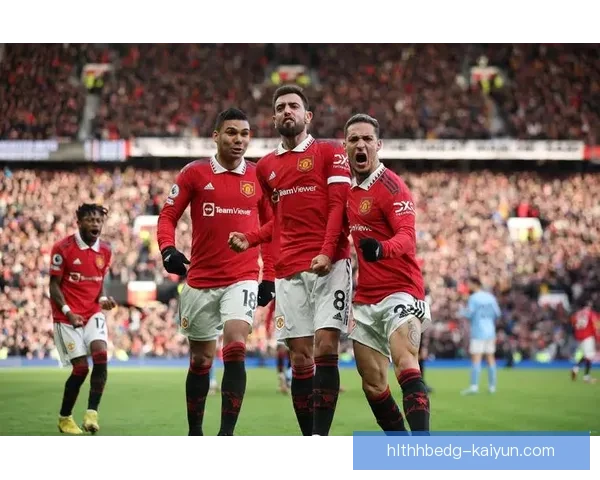 曼联在英超赛季中的状态回暖，近期表现逐渐值得关注。